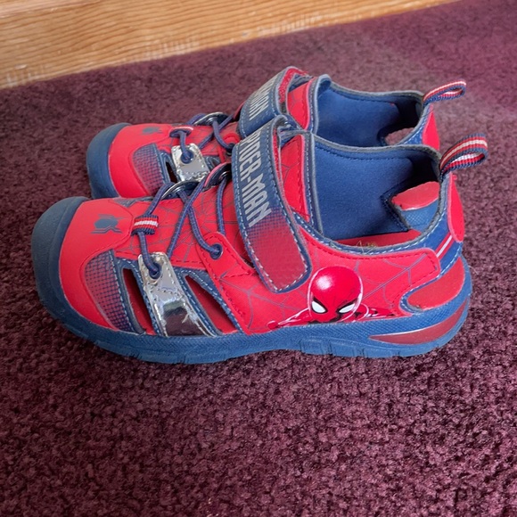 🕷 Spider-Man Sandals 🕷 - Picture 3 of 7